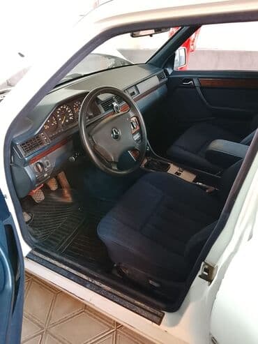 мерс 124 обем 2 2: Mercedes-Benz W124: 1992 г., 2.3 л, Механика, Бензин, Седан — 1