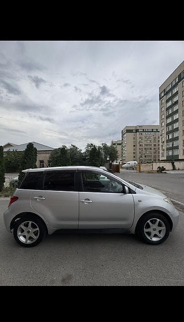 Унаа сатуу: Toyota Ist: 2002 г., 1.5 л, Автомат, Бензин, Хетчбек — 9