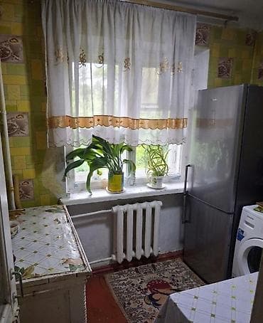 обмен однокомнатной квартиры на дом: 42 м², Без мебели — 4