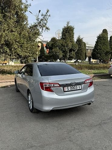 бизнем: Toyota Camry: 2012 г., 2.5 л, Автомат, Бензин, Седан — 3