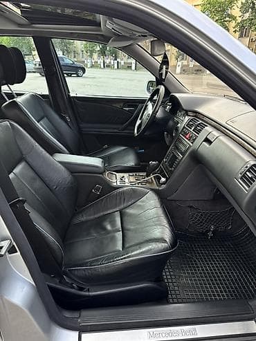 Продажа авто: Mercedes-Benz E-Class: 2001 г., 4.3 л, Автомат, Бензин, Седан — 9