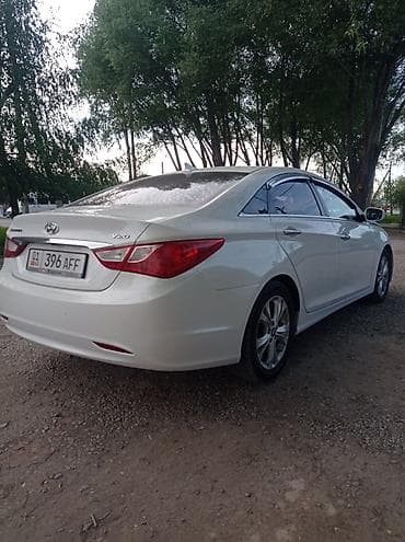 2011: Hyundai Sonata: 2011 г., 2 л, Автомат, Бензин, Седан — 4