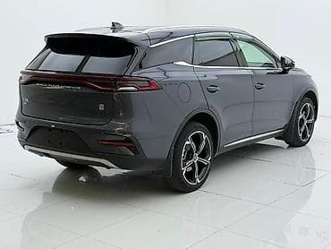 rd 1: BYD Tang: 2022 г., 1.5 л, Гибрид, Кроссовер — 6