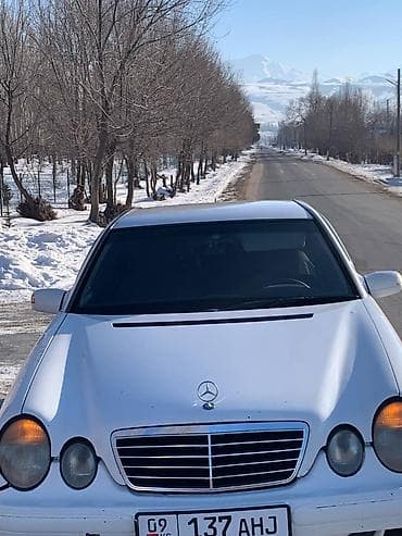 хундай аванте 1: Mercedes-Benz E-Class: 2001 г., 2.2 л, Кол менен иштөөчү, Бензин, Седан — 6