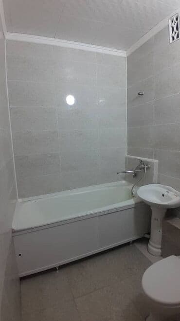 срочно сниму квартиру в районе кирком стром на долгий срок: 1 комната, 34 м², 105 серия, 1 этаж, Евроремонт — 6