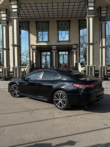 corolla s: Toyota Camry: 2019 г., 2.5 л, Автомат, Бензин, Седан — 6