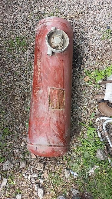 куплю москвич: Тормозные диски (субару) - 500 сом шт. задние ступицы (субару) - 500 — 9