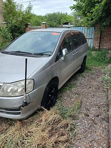 салон на гольф 2: Nissan Liberty: 2001 г., 2 л, Автомат, Бензин, Минивэн — 7