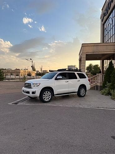 багажник ист: Toyota Sequoia: 2008 г., 5.7 л, Автомат, Газ, Внедорожник — 1