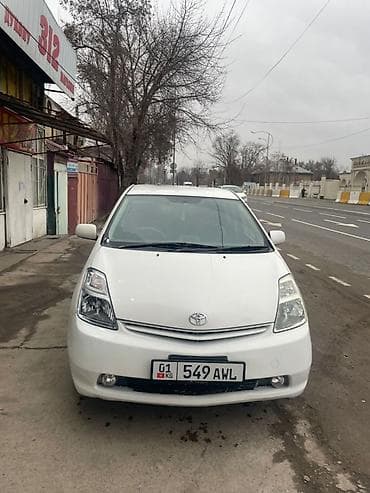 Toyota Prius: 2004 г., 1.5 л, Вариатор, Гибрид, Хэтчбэк
