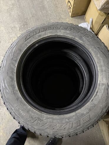 меняю на форестер: Колеса в сборе 225 / 65 / R 17, Зима, Б/у, Комплект, Внедорожные (АТ/МТ), Литые, отверстий - 5 — 4