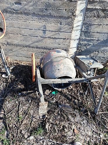 Бетономешалка Гравитационная, Малая (менее 150 л)