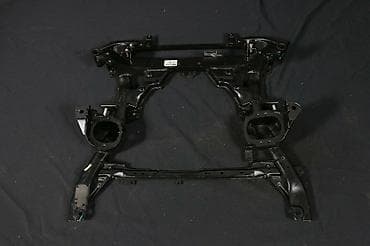 х5: Передняя балка, подрамник на BMW x5 E70 В отличном состоянии — 1