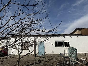 продажа гаража: 🏡 Продаётся капитальный кирпичный дом в центре города 📍 Локация Дом — 10