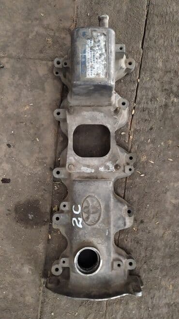 Toyota Caldina Крышка клапанов Тойота Калдина клапанная крышка