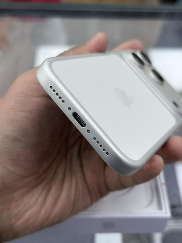 iphon 17 air: IPhone 17 Pro, Белый, Коробка — 2