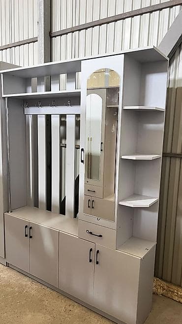 Мебель: Прихожие 1.5 на 2 м Всегда в наличии Разные цвета Рассрочка через М+ — 3