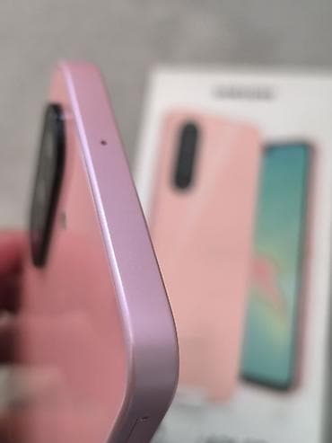 sumsung s23: Samsung Galaxy A26 5G, Б/у, 256 ГБ, цвет - Розовый, В рассрочку, 2 SIM — 5