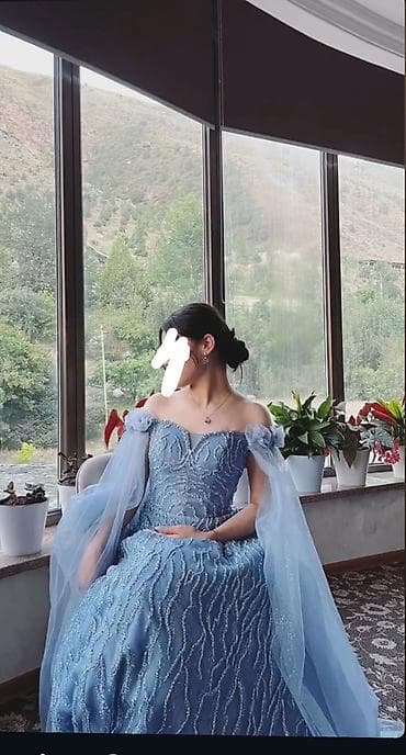 платья выпускной: Вечернее/выпускное платье принцессы в нежно-голубом цвете. - Силуэт — 3