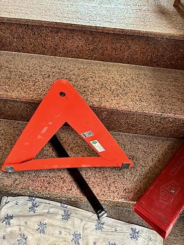 дорожные разметки: Отражатель Универсальный Новый — 2