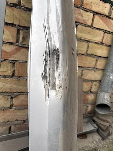 Наружные накладки порогов Hyundai, Б/у