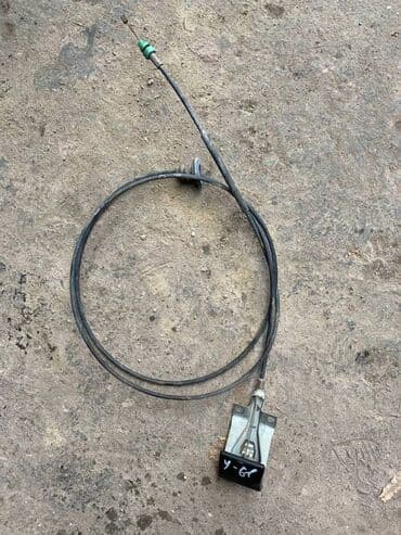 капот ваз 2105: Nissan, Б/у, Оригинал — 1