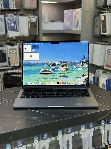 Для программирования, Б/у, Apple M2, ОЗУ, RAM: 16 ГБ, В рассрочку — 1