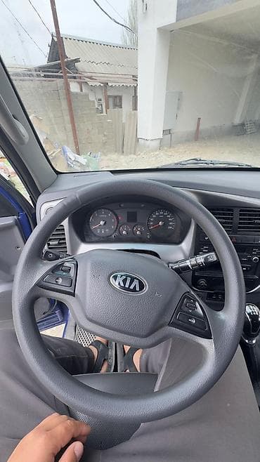 авто портер: Kia BONGO: 2018 г., 2.5 л, Ручные, Дизель, Пикап — 10