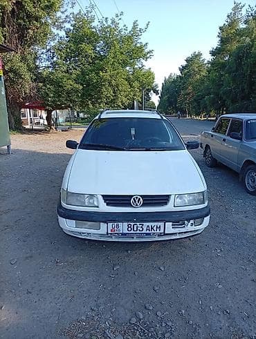 Унаа: Volkswagen Passat Variant: 1993 г., Универсал — 8