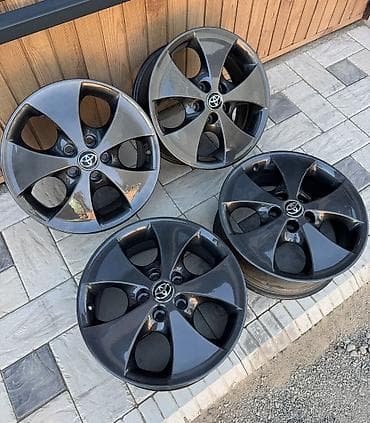 диски алфард: Литые Диски R 17 Toyota, Комплект, отверстий - 5, Б/у — 3