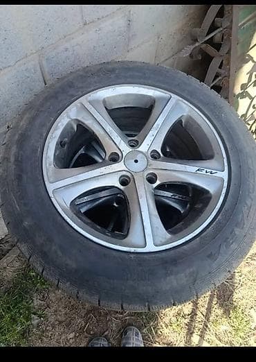 Дөңгөлөктөр монтажда 215 / 60 / R 16, Кыш, Колдонулган, Комплект, Куйма, тешиктери - 5 — 1