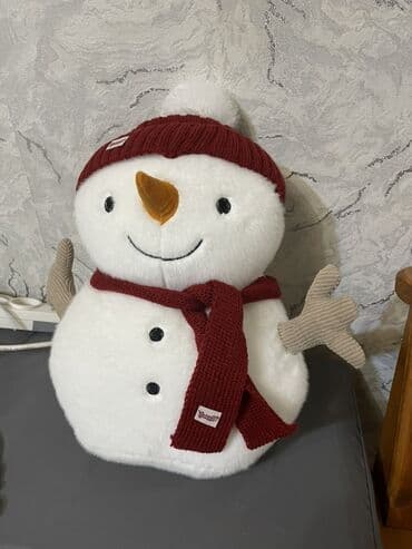 подушка игрушка: Мягкая игрушка «Снеговик» с зимними аксессуарами. - Белоснежный — 2
