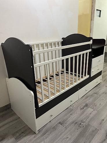 Лакокрасочные материалы: Детская кровать трансформер, Другой тип — 1