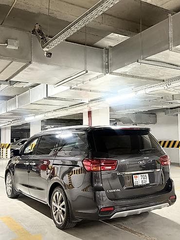 Kia Carnival: 2018 г., 3.3 л, Автомат, Бензин, Минивэн — 6