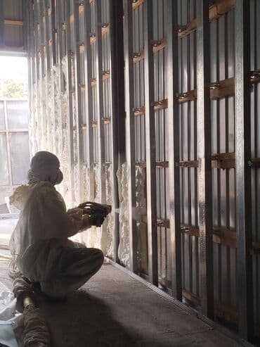 утепление дома: Утепление крыши, Утепление потолоков | Утепление офиса, Утепление бани, Утепление завода | Пенополиуретан Больше 6 лет опыта — 4