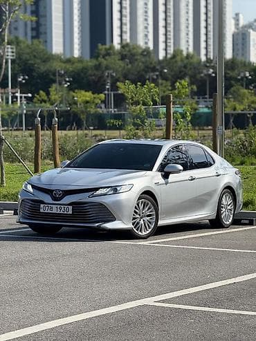 evolution: Toyota Camry: 2018 г., 2.5 л, Вариатор, Гибрид, Седан — 1