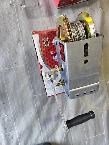 квадроцико: Ручная лебедка с тросом HAND WINCH 2000 lbs Описание: - Механичес,кая — 4