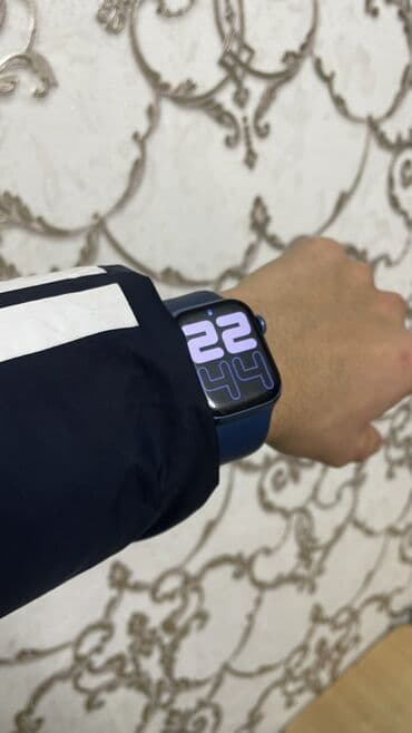 купить смарт часы: Apple Watch (синий) 41мм - Корпус: алюминий есть маленькийе царапины — 3