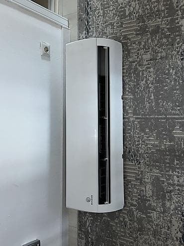 Сплит-система, Midea, Б/у, 50-70 м², Классический — 1