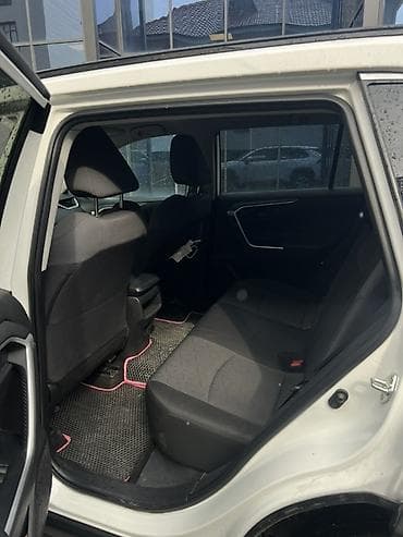 раф 4 2023: Toyota RAV4: 2020 г., Автомат, Бензин, Кроссовер — 8