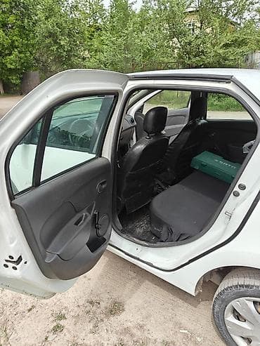 рино логан: Renault Logan: 2014 г., 1.6 л, Механика, Бензин, Седан — 10