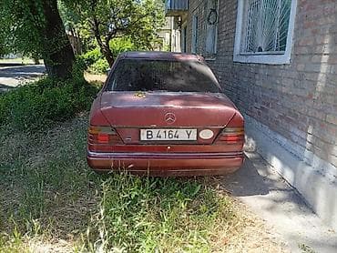 грузовой мерседес гигант: Mercedes-Benz W124: 1991 г., Автомат, Седан — 3