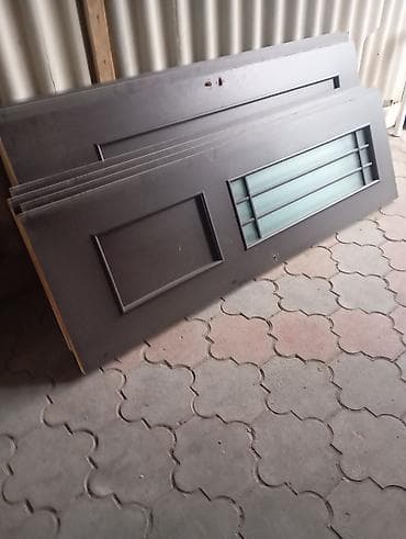 лампы авто: Межкомнатные двери, тёмный венге, набор разных полотен — 1