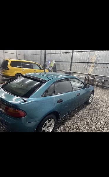 Mazda Lantis: 1994 г., 1.5 л, Ручные, Бензин, Седан