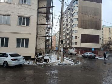 срочно продаю готовые бизнес продуктовый: Продаю Магазин В жилом доме, 75 м², Свежий ремонт, Отдельный вход, 1 этаж — 3