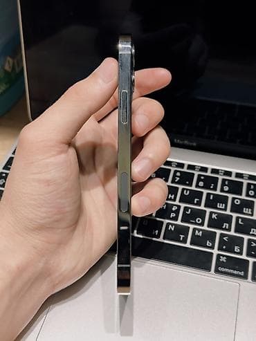 Техника и электроника: IPhone 12 Pro, 512 ГБ - Цвет: графит - Наклейка на корпусе — 4
