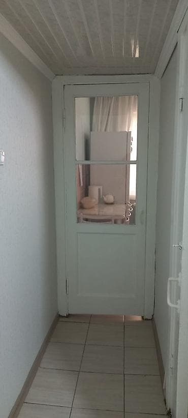osh flat: Продается 1 кв, 9 мкр, 104 серии 1 этаж, без балкона цена 63.000 — 7