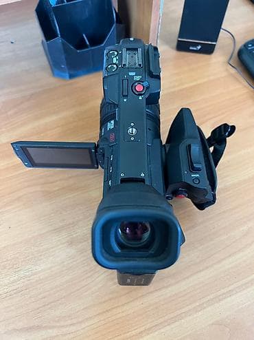 купить профессиональный фотоаппарат: Продаю профессиональную видеокамеру Canon XF 200 с сумкой — 3