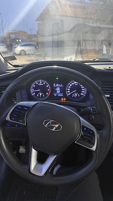 hyunda: Hyundai Sonata: 2019 г., 2 л, Газ, Седан — 8