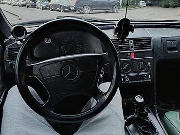Mercedes-Benz C-Class: 1994 г., Механика, Седан — 1